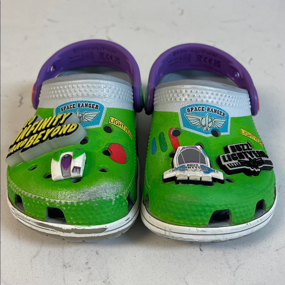 Crocs Toy Story Buzz Classic Clog - Kids'
Buzz Lightyear Light Up Slip-On Size 7 - Picture 3 of 17